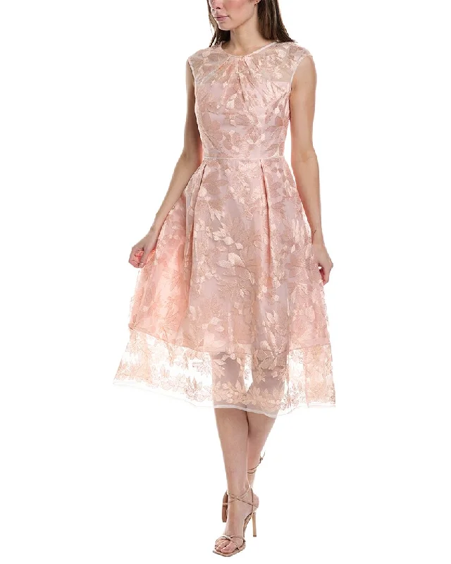 Limited-Stock Sale – Stylish Outfits At Lower Prices Adrianna Papell Solid Dress